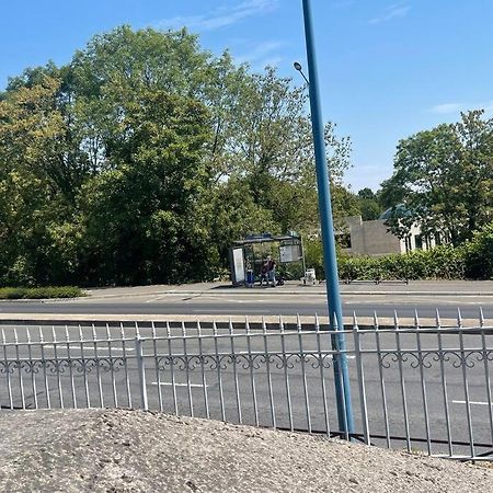 F3 Entier J - Proche Roissy-Villepinte-Paris Villiers-le-Bel Dış mekan fotoğraf