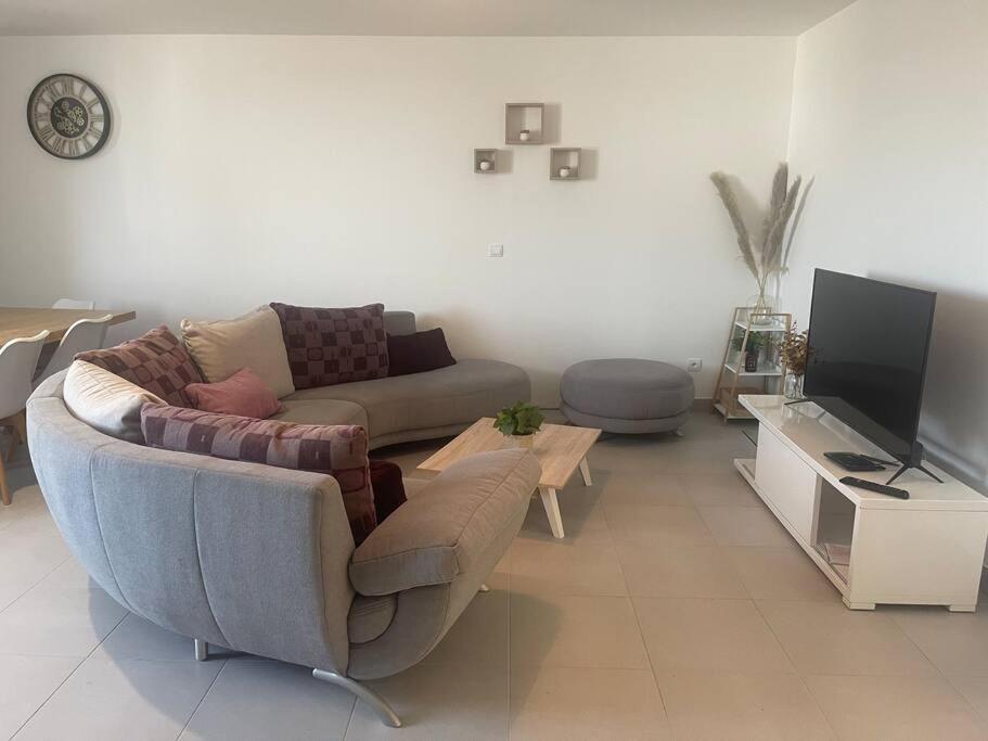 F3 Entier J - Proche Roissy-Villepinte-Paris Villiers-le-Bel Dış mekan fotoğraf